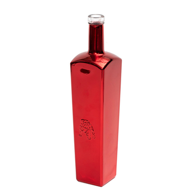위스키용 조각된 유리 병 750ml 정사각형 전압 된 병 슈퍼 플린트 유리