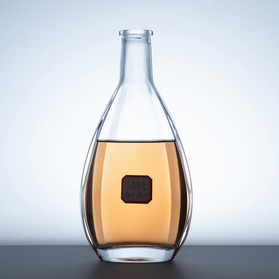 고 플린트 유리 재료 700ml 750ml 럼 보드카 위스키 테킬라 코크로 된 유리 병