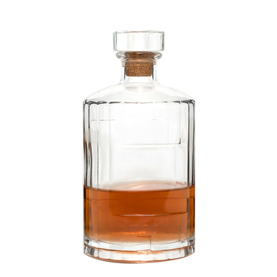 위스키 공급을 위한 맞춤형 용량 100-1000ml 맑은 정사각형 유리 스프레이 병