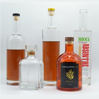 750ml 뚜?? 이 있는 절대 유리 병 맞춤형 멋진 둥근 투명한 유리 보드카 병