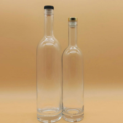 큐브 패트런 럼 테킬라 750ml 유리 병에 흰색 스프레이 페인트 스피커