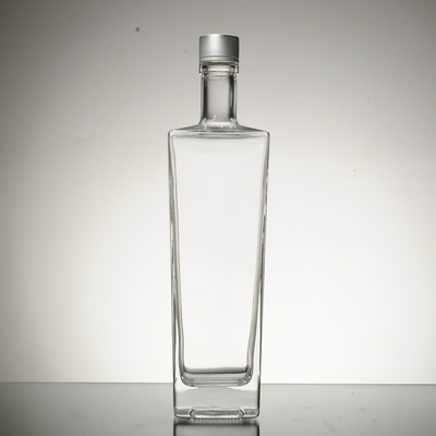 고 플린트 유리 재료 500ml 맑은 빈 흰색 보드카 유리 병 코크 750ml