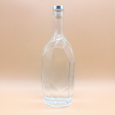 유리 위스키 병 750ml 용량 뚜?? 이 있는 유리 다른 심 공정 핫 스탬핑