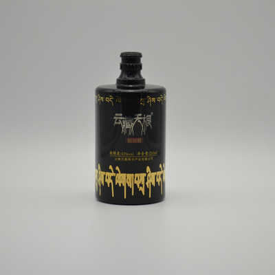 750ml 블랙 레이블 위스키 유리 병 디칼 표면과 코크 폐쇄 시스템