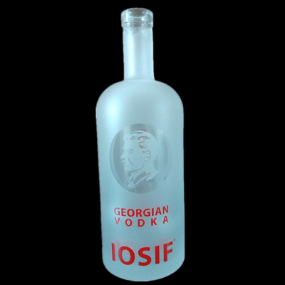 700ml 위스키 보드카 유리 병 크리스탈 유리 재료와 정교한 모습