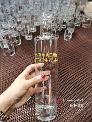 투명 하락 750ml 보드카 음주 유리 병 밀폐 유형 코크 / 나사 / 구알