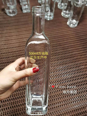 투명 하락 750ml 보드카 음주 유리 병 밀폐 유형 코크 / 나사 / 구알