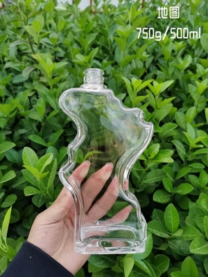 500ml 슈퍼 플린트 재료 와드카 위스키 진을 위한 맑은 흰색 유리 병