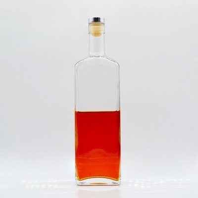 슈퍼 플린트 유리 재료 700ml 위스키 알코올 음료용 빈 유리 병