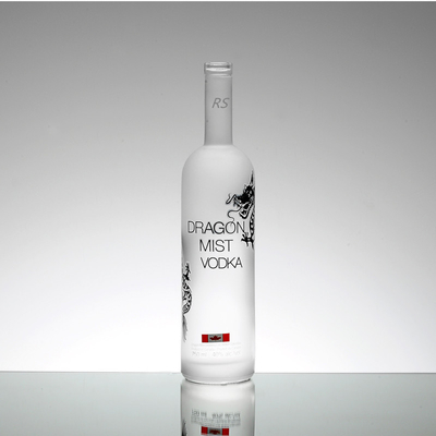 무료 샘플과 슈퍼 플린트 유리 재료와 함께 750ml 러시아 보드카 유리 병