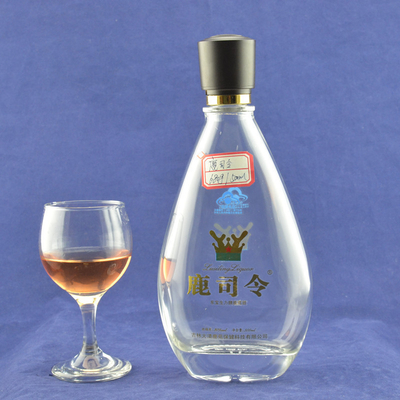 500ml 750ml 유리 보드카 위스키 병 슈퍼 플린트 유리 재료와 평평한 기본 디자인