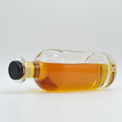 700ml XO/브랜디 슈퍼 플린트 유리 재료와 크라운 캡을 위한 독특한 모양의 유리 병