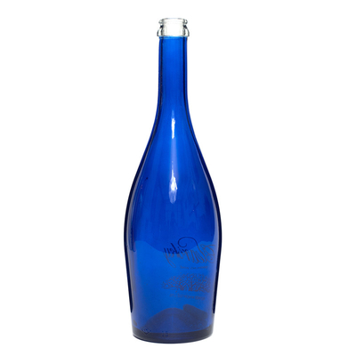 목걸이 재료 슈퍼 플린트 유리 700ml 볼드카와 위스키와 같은 음료를위한 두개골 병