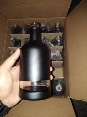 전기 접착 주문 디자인 녹화 된 유리 병 보드카 / 브랜디 / 위스키 500ml 700ml