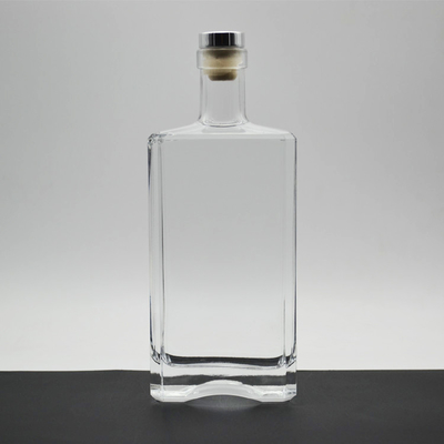 위스키용 조각된 유리 병 750ml 정사각형 전압 된 병 슈퍼 플린트 유리