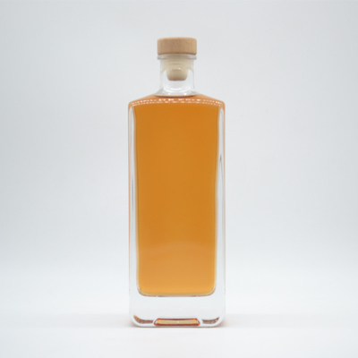 750ml 극히 흰색 재료 프랑스 정사각형 유리 병 진 위스키 열 스탬핑