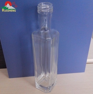 700ml 750ml 슈퍼 플린트 프랑스 퀘어 유리 병 알코올 SGS 인증 표준