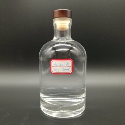 스크루 캡 병 뚜?? 700ml 위스키 맑은 빈 유리 병 와인 OEM / ODM 환영