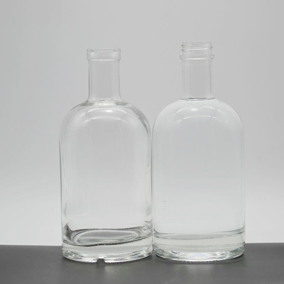 스크루 캡 병 뚜?? 700ml 위스키 맑은 빈 유리 병 와인 OEM / ODM 환영