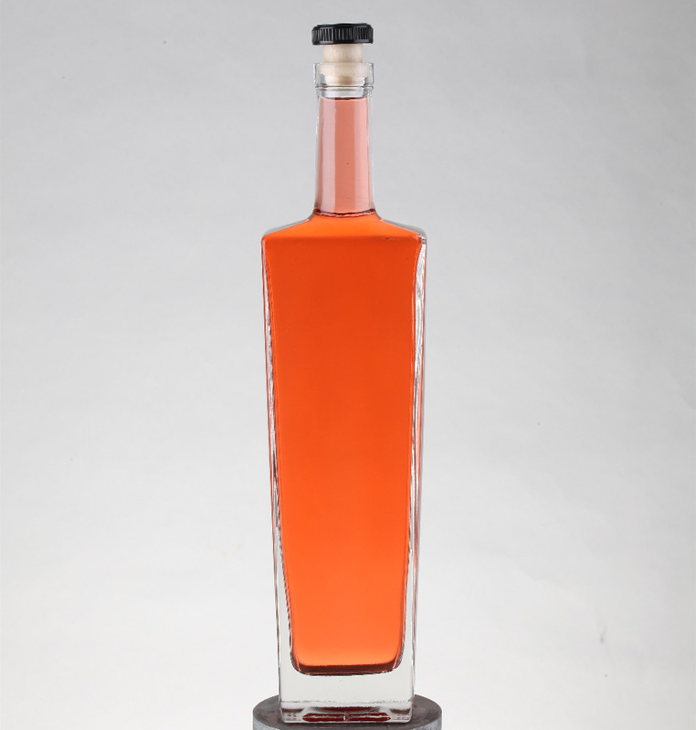 고온 스탬핑 표면 처리 슈퍼 플린트 최고 수준의 진 보드카 750ml 광장 유리 병 FOB